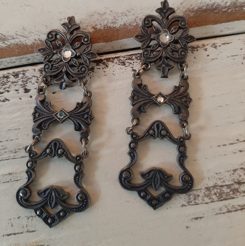 Dangle Earrings Bronze Tones